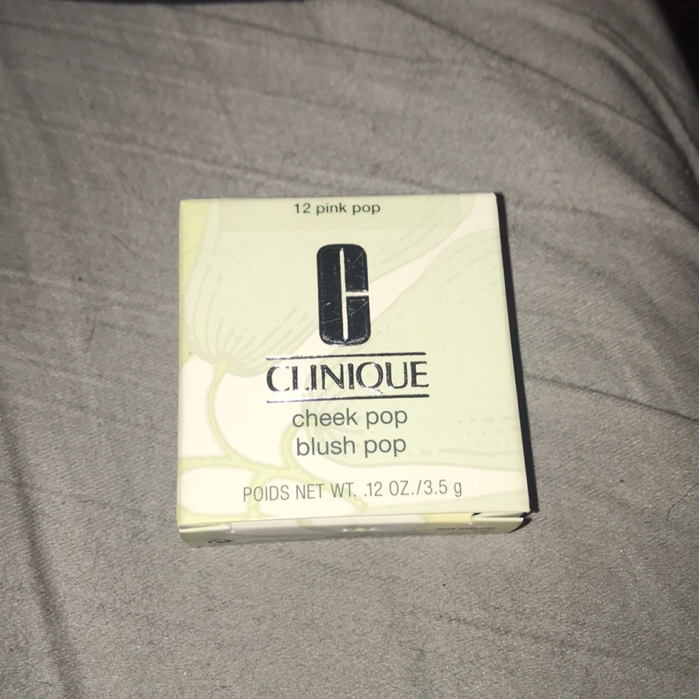 Clinique cheek pop blush in pink pop.